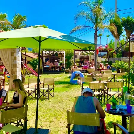 Апарт-отель Socrates And Тигаки