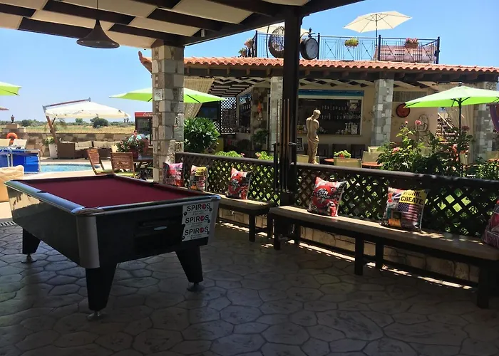 Hotel de apartamente Socrates And