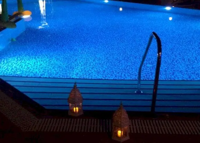 Socrates And 4* Tigaki