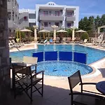 Socrates And Aparthotel Tigaki