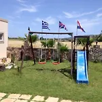 Socrates And Aparthotel 4*