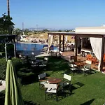 Socrates And Aparthotel Tigaki