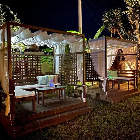 Socrates Aparthotel 3*
