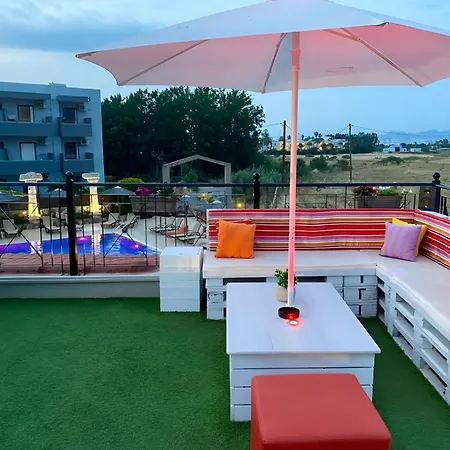 Aparthotel Socrates And