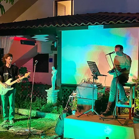 Socrates And Aparthotel Tigaki