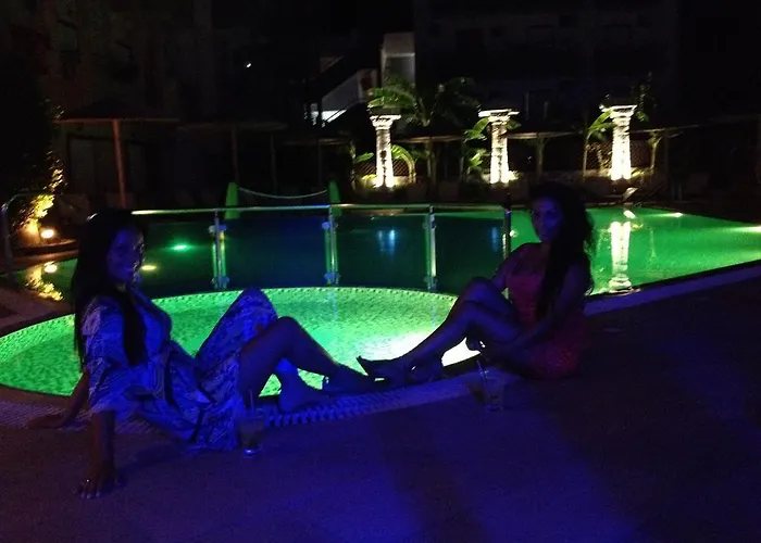 Socrates And Apart-hotel Tigaki