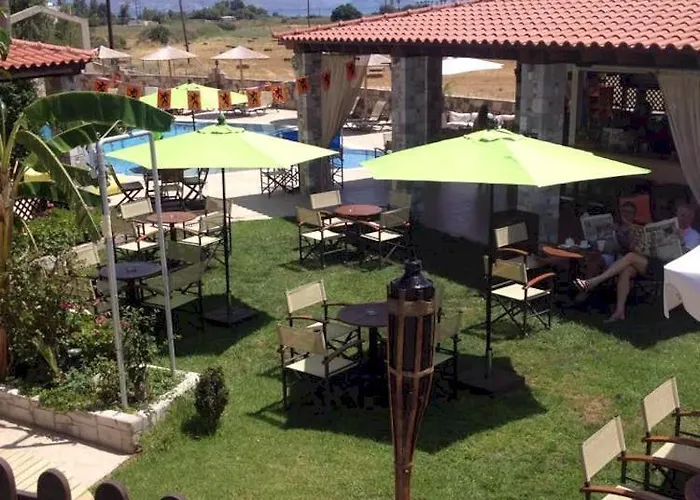 Socrates And Apart-hotel 4*