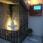 公寓式酒店 Socrates And