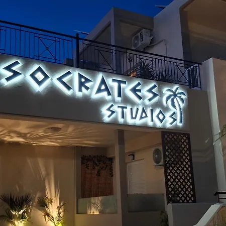 Hotel de apartamente Socrates And