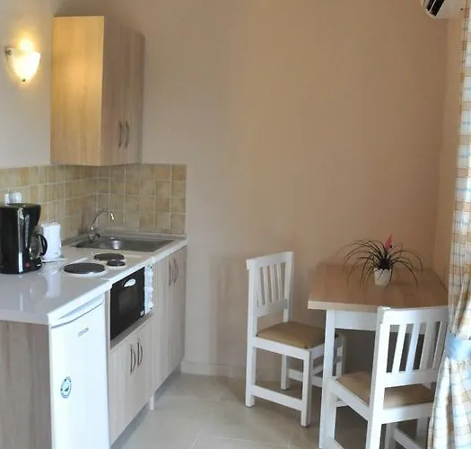 아파트호텔 Socrates And Tigaki